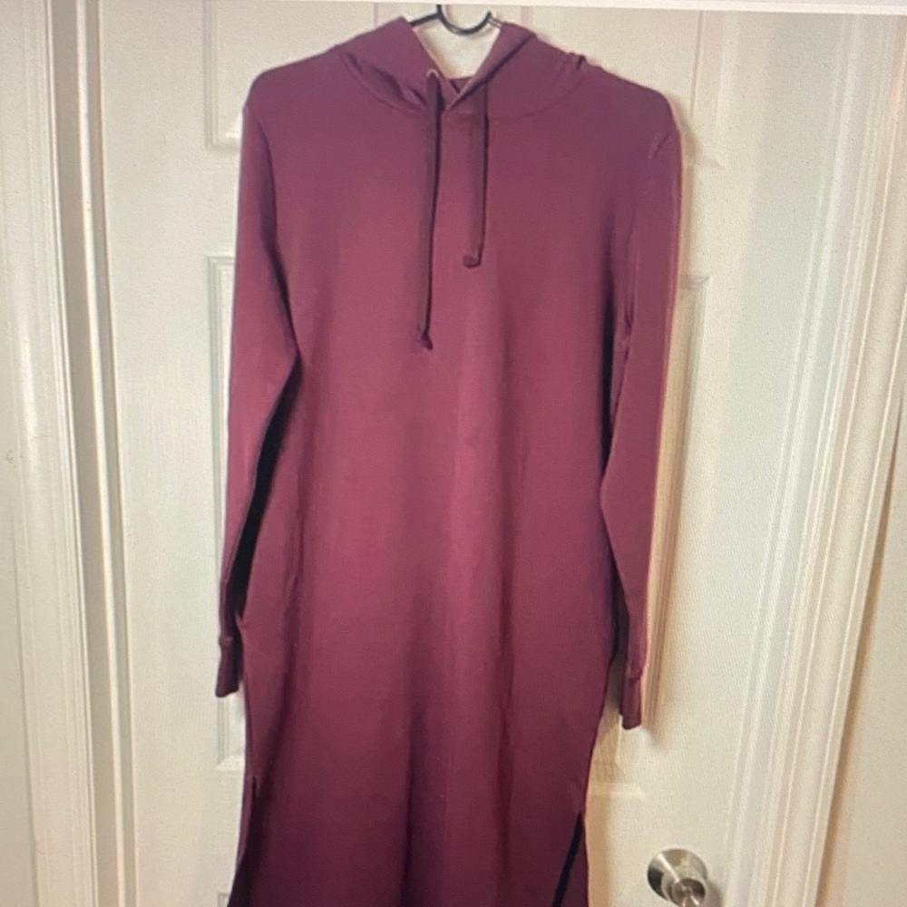 Sweaty Betty Long Sleeve Burgundy Hoodie Dress